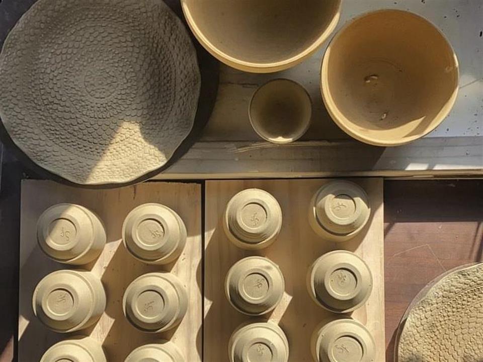 Pottery - Wheel Throwing Lessons x4